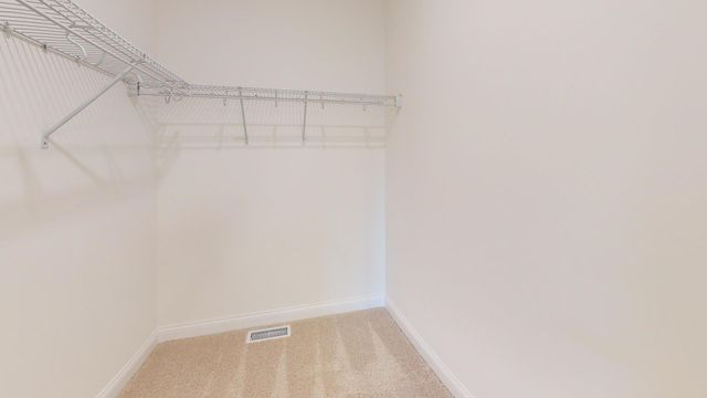 5986 Wildcat Way, Bettendorf, IA 52722