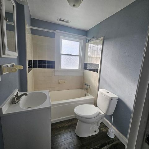 655 3rd AVE, Suffolk, VA 23434