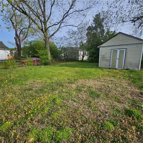 655 3rd AVE, Suffolk, VA 23434