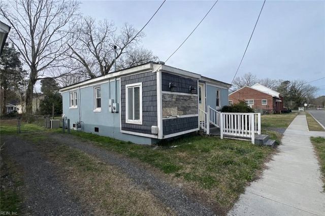 655 3rd AVE, Suffolk, VA 23434