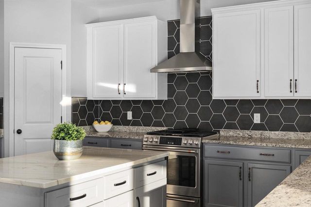 908 Yorktown Road, Deforest, WI 53532