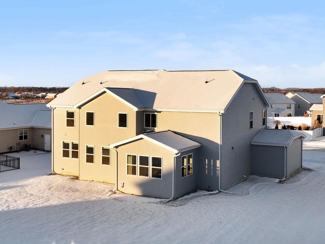 908 Yorktown Road, Deforest, WI 53532