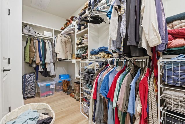 34325 Lakeview West Drive, Roland, AR 72135