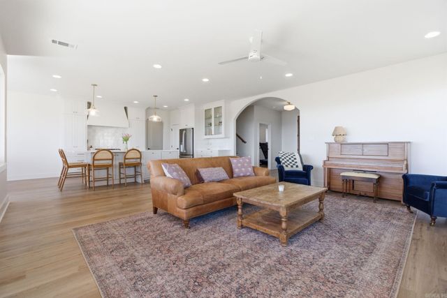 34325 Lakeview West Drive, Roland, AR 72135