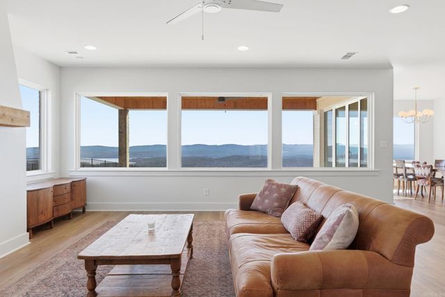 34325 Lakeview West Drive, Roland, AR 72135