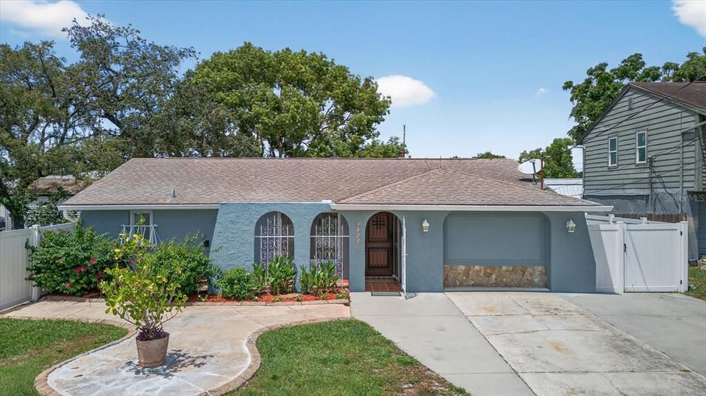 8611 JOLLY ROGER DRIVE, Hudson, FL 34667