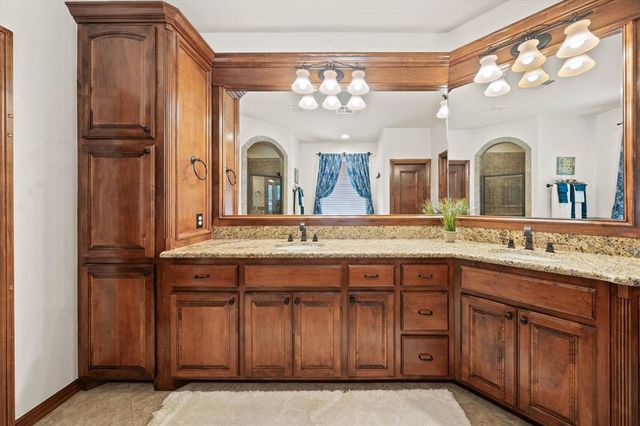 4216 Frisco Bridge Boulevard, Edmond, OK 73034