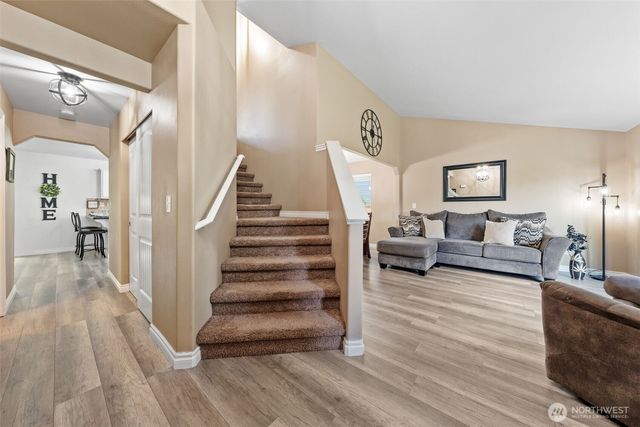 14102 68th Avenue E, Puyallup, WA 98373