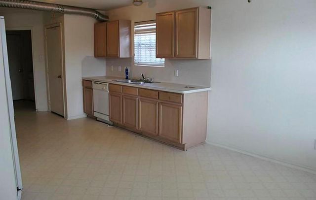 6403 Linden Knoll Lane, Houston, TX 77085