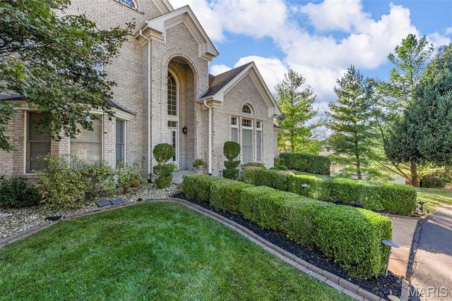 13020 Pingry Place, St Louis, MO 63131