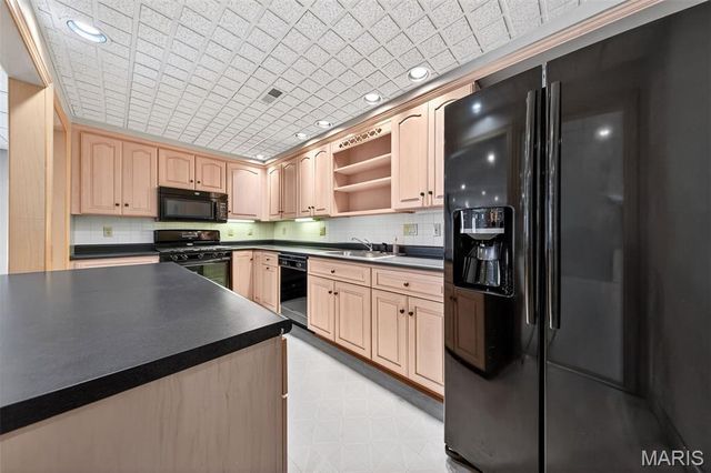 13020 Pingry Place, St Louis, MO 63131