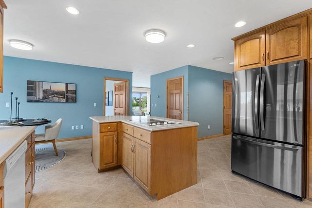 2516 VAN RITE COURT, Green Bay, WI 54301