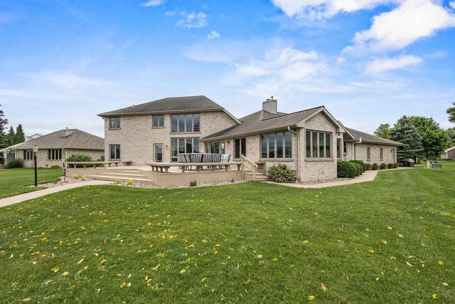 2516 VAN RITE COURT, Green Bay, WI 54301