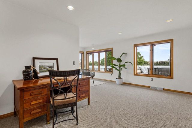 2516 VAN RITE COURT, Green Bay, WI 54301