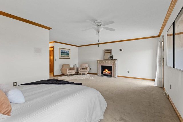 2516 VAN RITE COURT, Green Bay, WI 54301