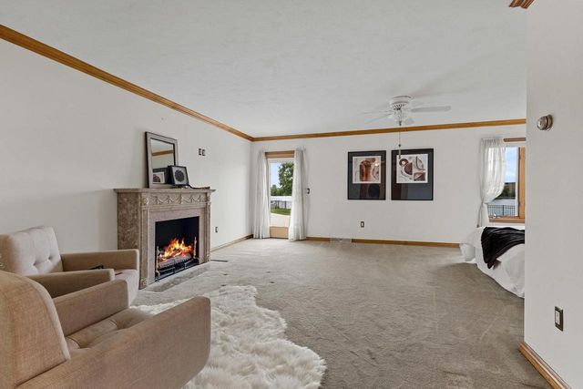 2516 VAN RITE COURT, Green Bay, WI 54301