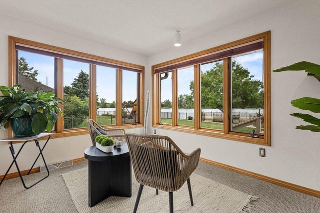 2516 VAN RITE COURT, Green Bay, WI 54301