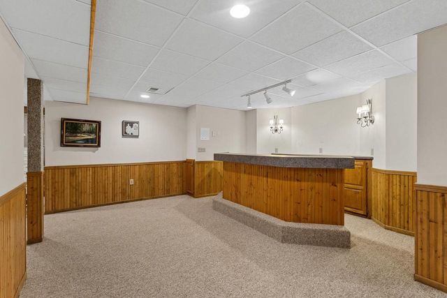 2516 VAN RITE COURT, Green Bay, WI 54301