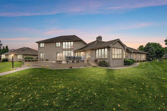 2516 VAN RITE COURT, Green Bay, WI 54301