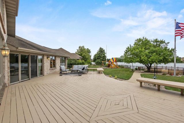 2516 VAN RITE COURT, Green Bay, WI 54301