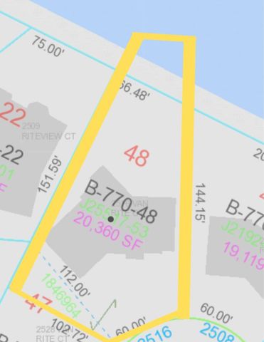 2516 VAN RITE COURT, Green Bay, WI 54301