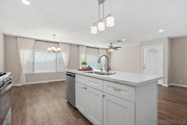 7004 San Carlos Street, Carlsbad, CA 92011