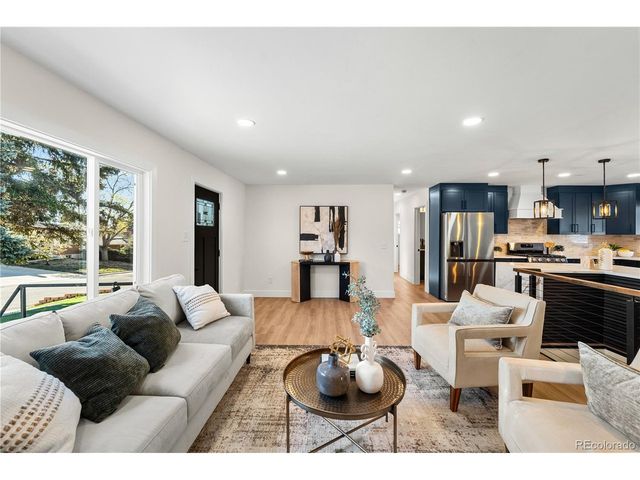 1843 S Urban Way, Lakewood, CO 80228