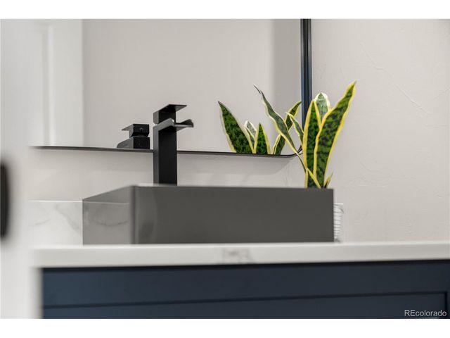 1843 S Urban Way, Lakewood, CO 80228