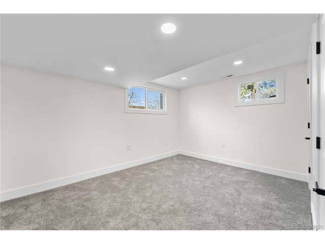 1843 S Urban Way, Lakewood, CO 80228