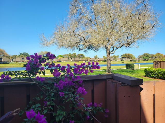 6407 64th Way, West Palm Beach, FL 33409