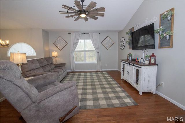 22935 Revelation Road, Waynesville, MO 65583