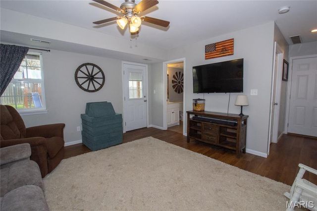 22935 Revelation Road, Waynesville, MO 65583