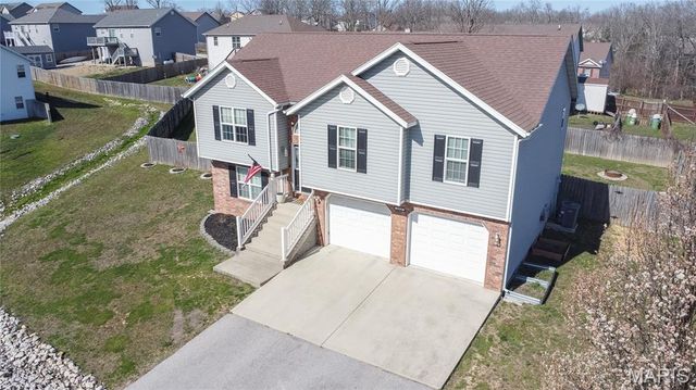 22935 Revelation Road, Waynesville, MO 65583