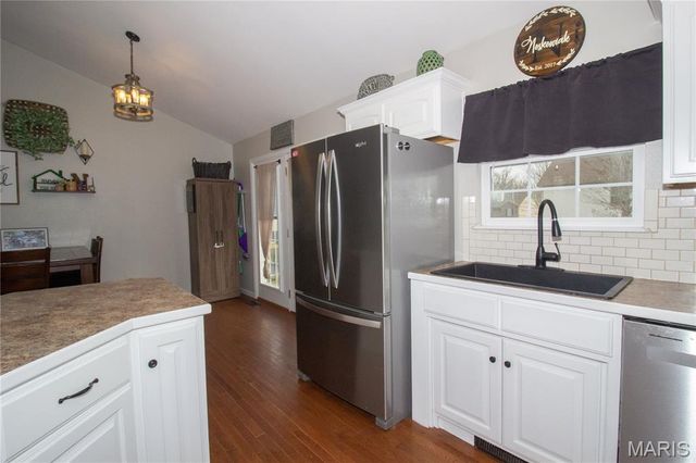 22935 Revelation Road, Waynesville, MO 65583