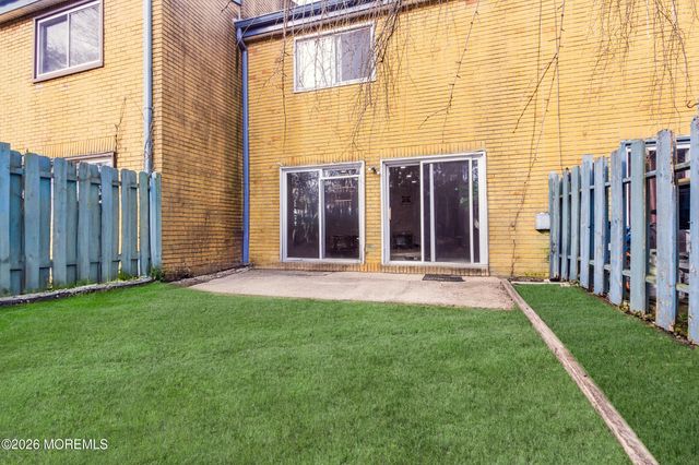 21 Chatham Court, Brick, NJ 08724