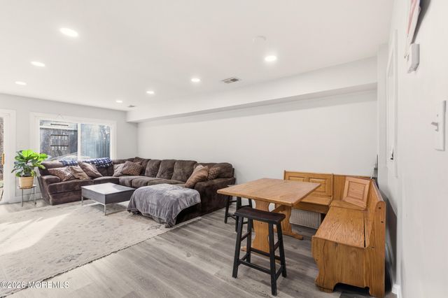 21 Chatham Court, Brick, NJ 08724