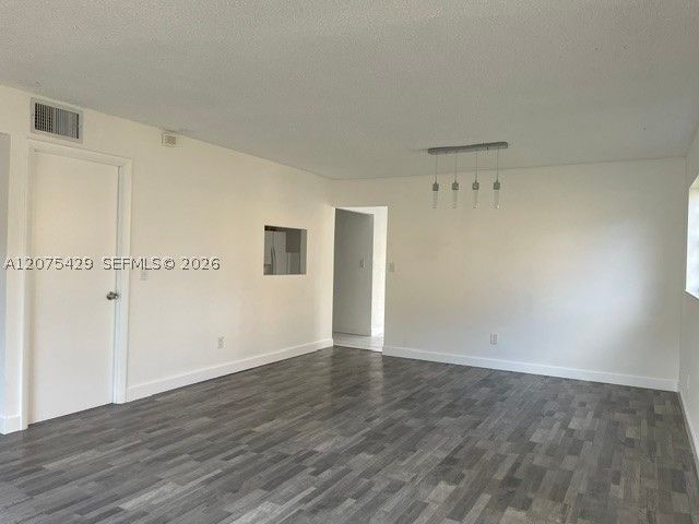 13721 SW 84th St G, Miami, FL 33183