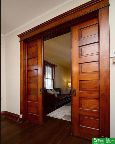 3521 Jones Street, Omaha, NE 68105