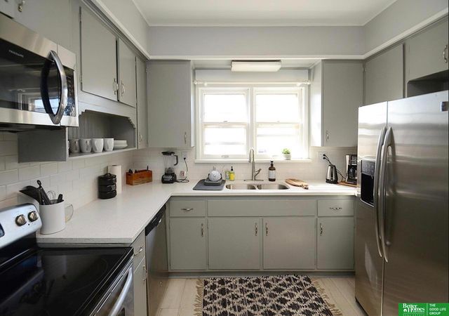 3521 Jones Street, Omaha, NE 68105