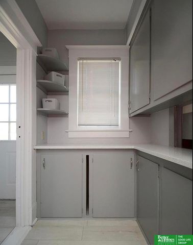 3521 Jones Street, Omaha, NE 68105