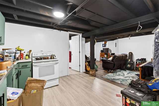 3521 Jones Street, Omaha, NE 68105