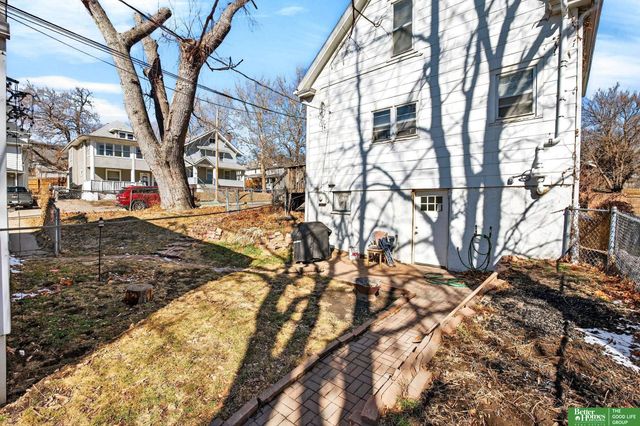 3521 Jones Street, Omaha, NE 68105