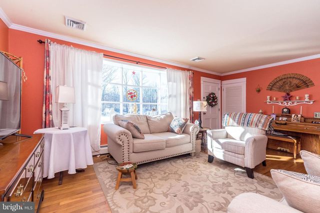 494 STOVER RD, Harleysville, PA 19438