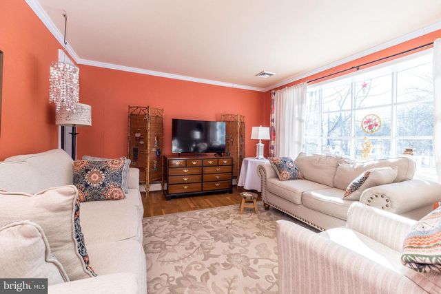 494 STOVER RD, Harleysville, PA 19438