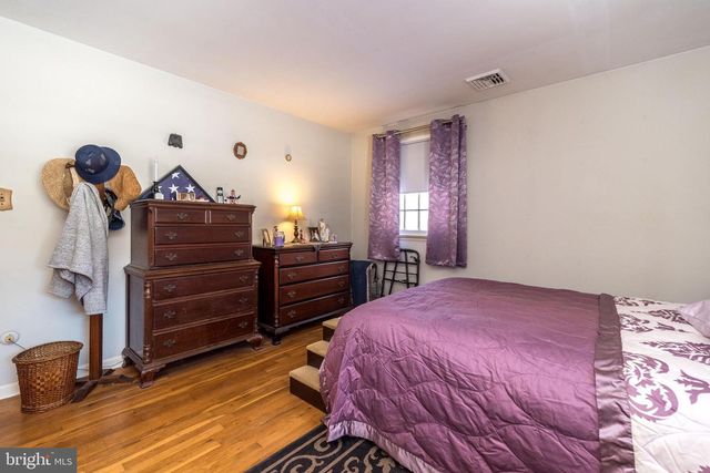 494 STOVER RD, Harleysville, PA 19438