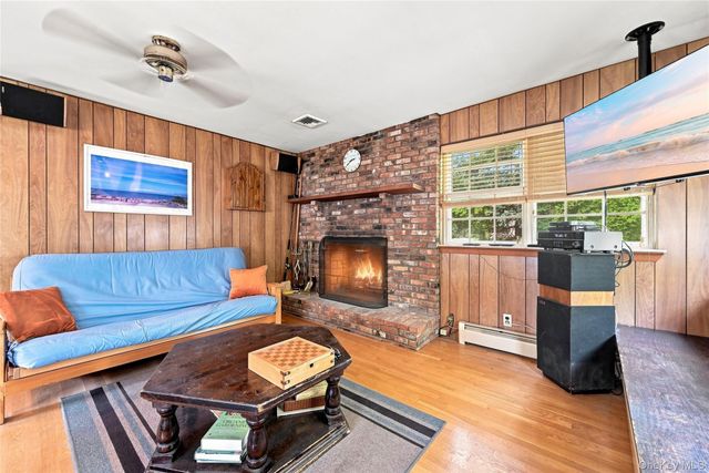 76 Queen Road, Rocky Point, NY 11778