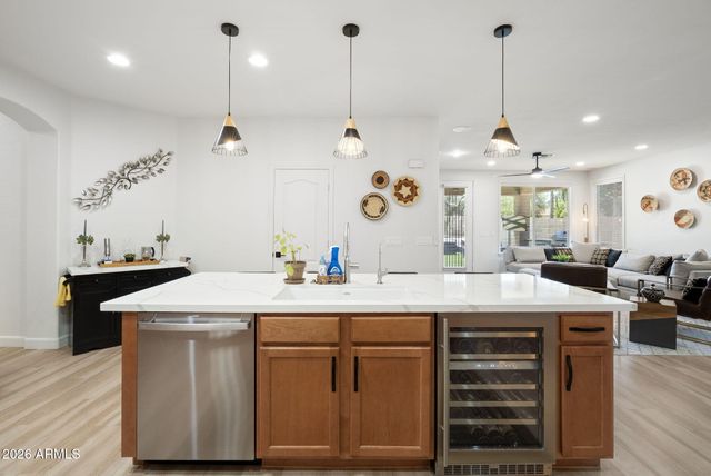 3355 E HOPKINS Road, Gilbert, AZ 85295