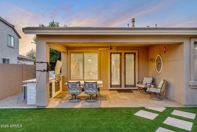 3355 E HOPKINS Road, Gilbert, AZ 85295