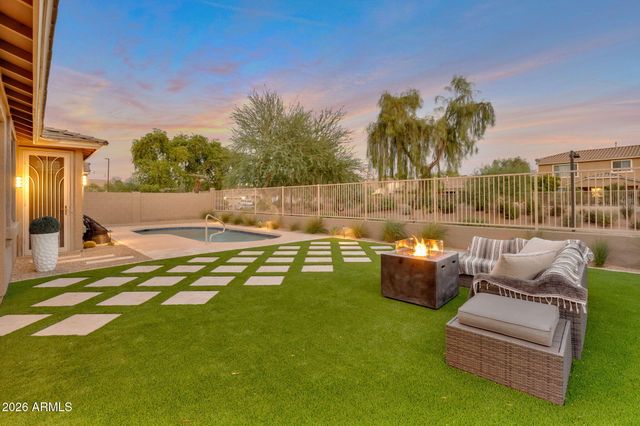 3355 E HOPKINS Road, Gilbert, AZ 85295