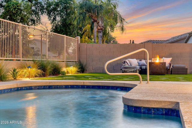3355 E HOPKINS Road, Gilbert, AZ 85295
